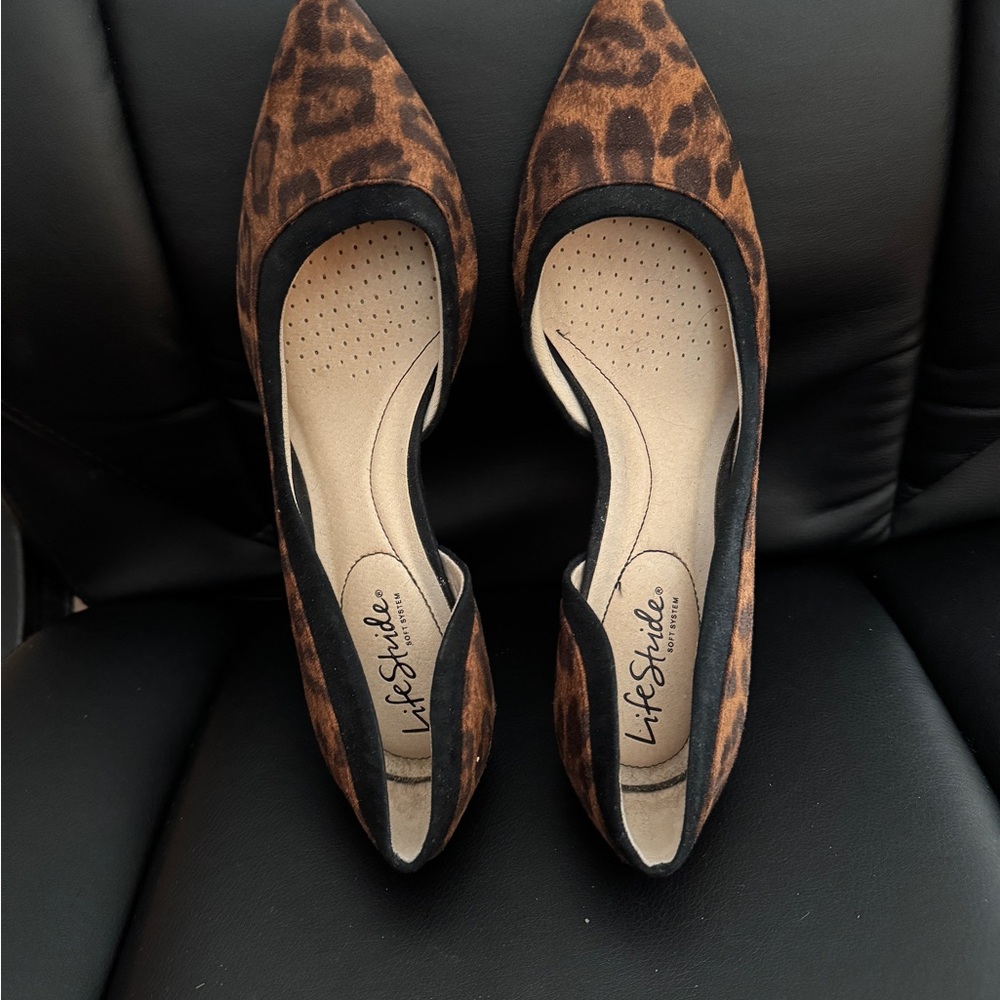 LifeStride Leopard Print Flats